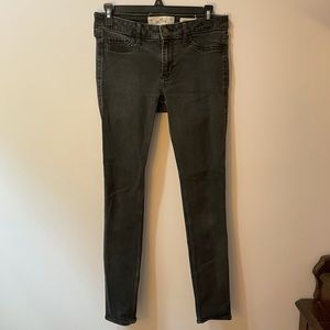 Hollister Low-Rise Super Skinny Jeans in Black